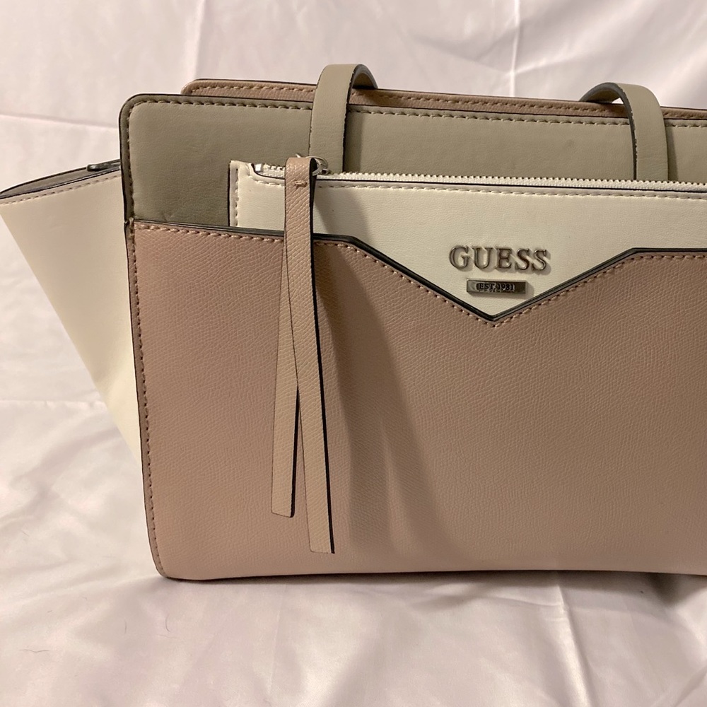 GUESS - Multicolor Purse